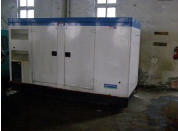 天津康明斯150kw大型柴油二手发电机组