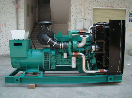 天津1100kw康明斯柴油发电机组